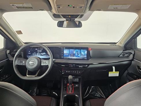 New 2026 Nissan Kicks SR w/ Cold Weather Package image 26