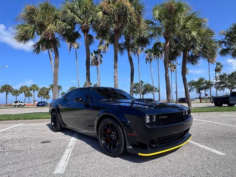 Used 2023 Dodge Challenger R/T Scat Pack RWD image 7