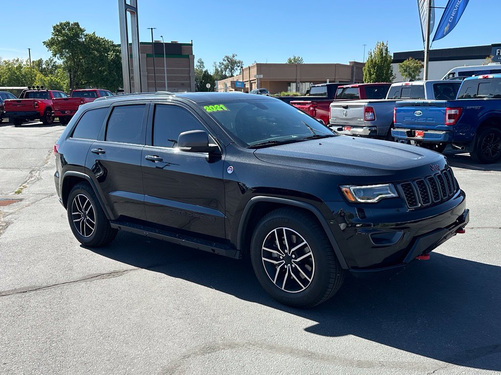 Used 2021 Jeep Grand Cherokee Trailhawk w/ Premium Lighting Group AWD/4WD image 4