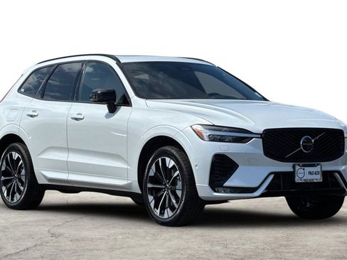 Used 2026 Volvo XC60 B5 Plus w/ Protection Package Premier image 9