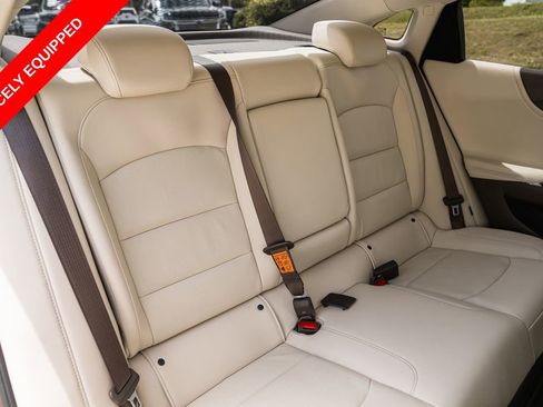 Used 2024 Chevrolet Malibu LT FWD image 27