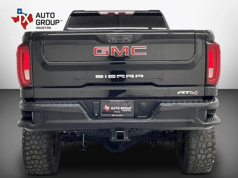 Used 2022 GMC Sierra 2500 AT4 w/ Gooseneck/5TH Wheel Package AWD/4WD image 7