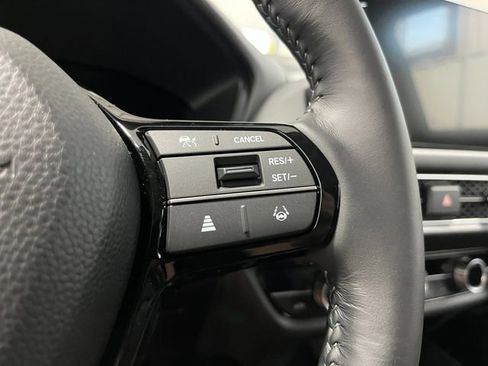 New 2026 Honda HR-V EX-L image 18