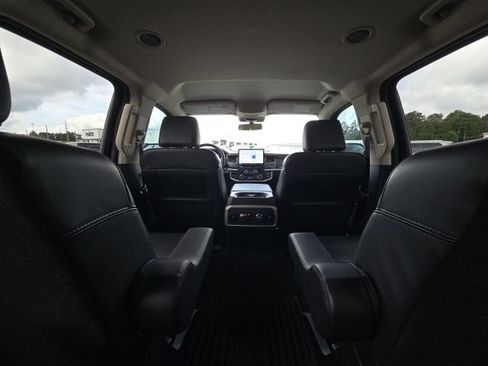 Used 2024 Ford Expedition XLT RWD image 21