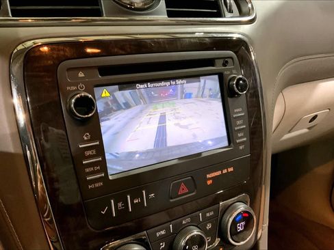 Used 2015 Buick Enclave Leather AWD/4WD image 27