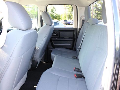 Used 2017 RAM 1500 Express w/ Express Value Package AWD/4WD image 18