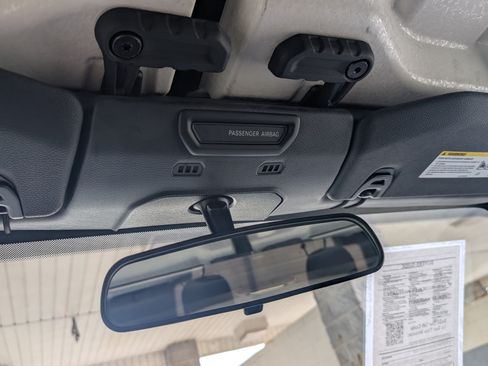 Used 2021 Jeep Wrangler Sport AWD/4WD image 28