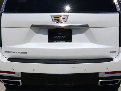Certified 2025 Cadillac Escalade Premium Luxury w/ LPO, Floor Liner Package RWD image 10