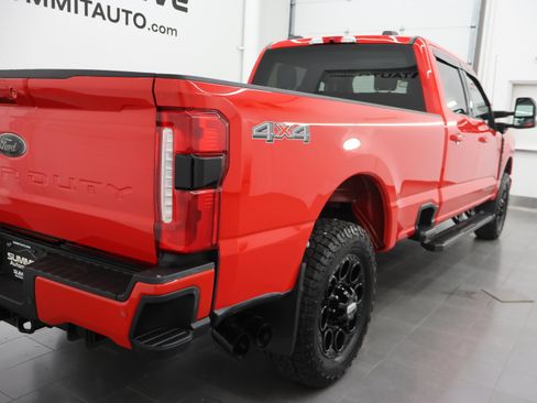 Used 2025 Ford F350 XLT w/ Black Appearance Package AWD/4WD image 4