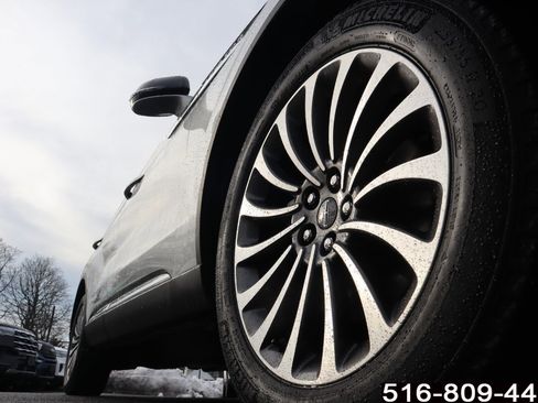 Used 2022 Lincoln Aviator AWD w/ Premium Package image 9