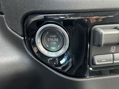 New 2026 GMC Sierra 1500 SLT w/ SLT Premium Plus Package image 14