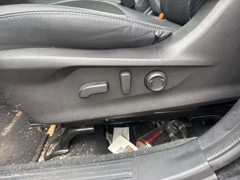 Used 2020 Subaru Forester Premium image 13