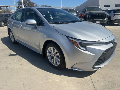 New 2026 Toyota Corolla XLE image 3