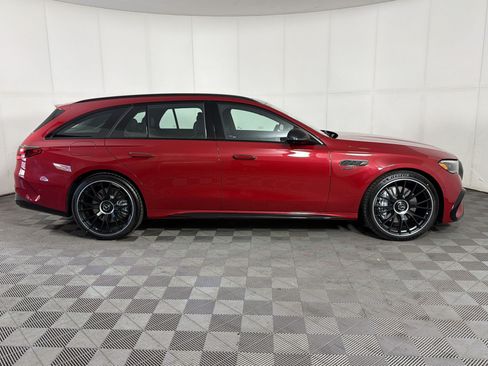 New 2026 Mercedes-Benz E 53 AMG e 4MATIC Wagon image 8