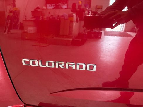 Used 2017 Chevrolet Colorado LT image 97