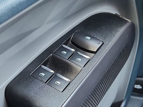 Used 2025 Ford Maverick XL image 17