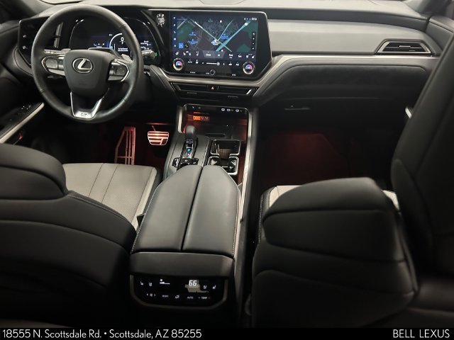 Used 2025 Lexus TX 500h AWD w/ Technology Package image 15
