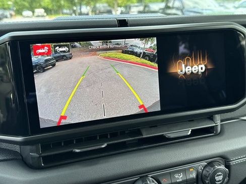 New 2026 Jeep Wrangler Unlimited Rubicon AWD/4WD image 27