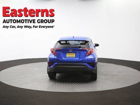 Used 2021 Toyota C-HR XLE FWD image 35