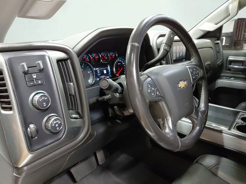 Used 2019 Chevrolet Silverado 2500 LTZ w/ Duramax Plus Package AWD/4WD image 34