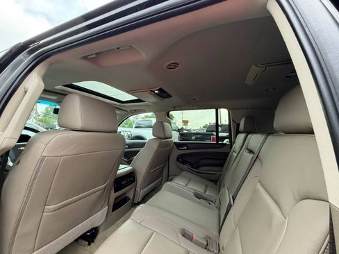 Used 2017 Chevrolet Suburban LT AWD/4WD image 18