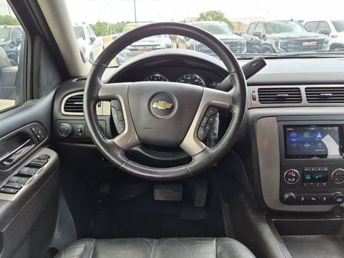 Used 2013 Chevrolet Suburban LT AWD/4WD image 31