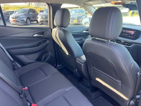 Used 2024 Buick Encore GX Preferred FWD image 19