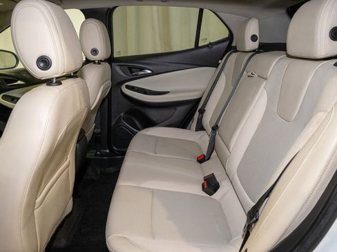 Used 2022 Buick Encore GX Select image 9