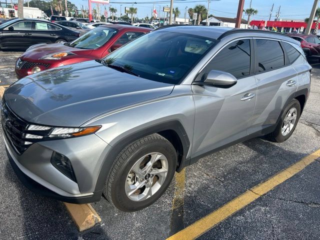 Used 2024 Hyundai Tucson SEL FWD image 1