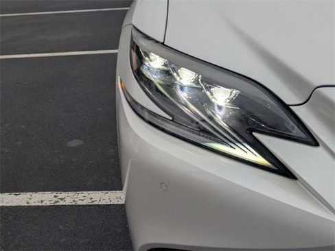 Certified 2020 Lexus LS 500 image 10