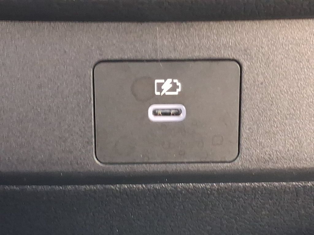 New 2027 Nissan Sentra SR FWD image 7