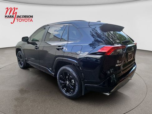 Used 2022 Toyota RAV4 SE AWD/4WD image 8