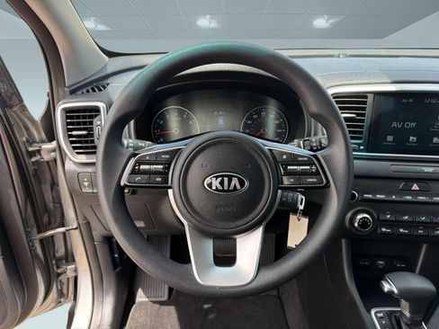 Used 2020 Kia Sportage LX FWD image 24