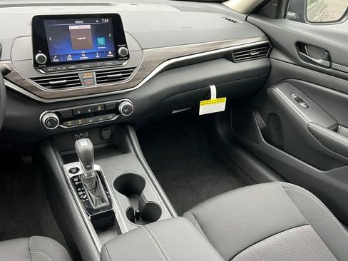 New 2026 Nissan Altima 2.5 SV FWD image 25