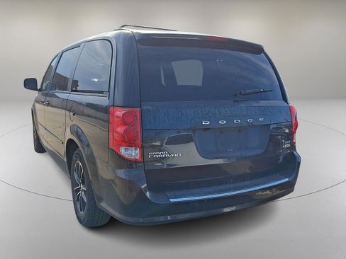 Used 2017 Dodge Grand Caravan GT image 7