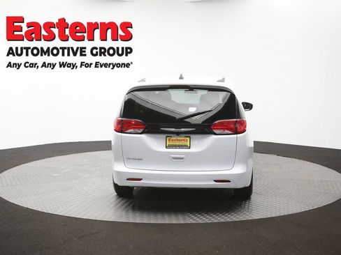 Used 2022 Chrysler Voyager LX FWD image 35
