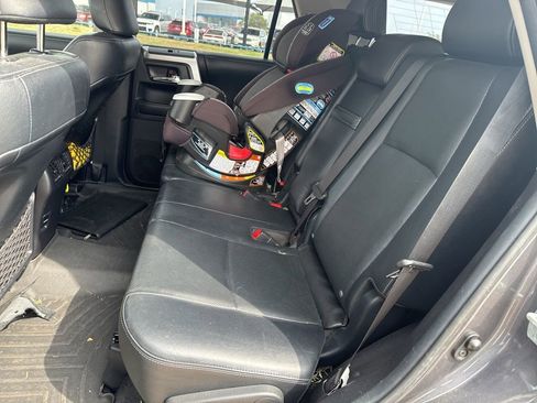 Used 2014 Toyota 4Runner Limited image 7