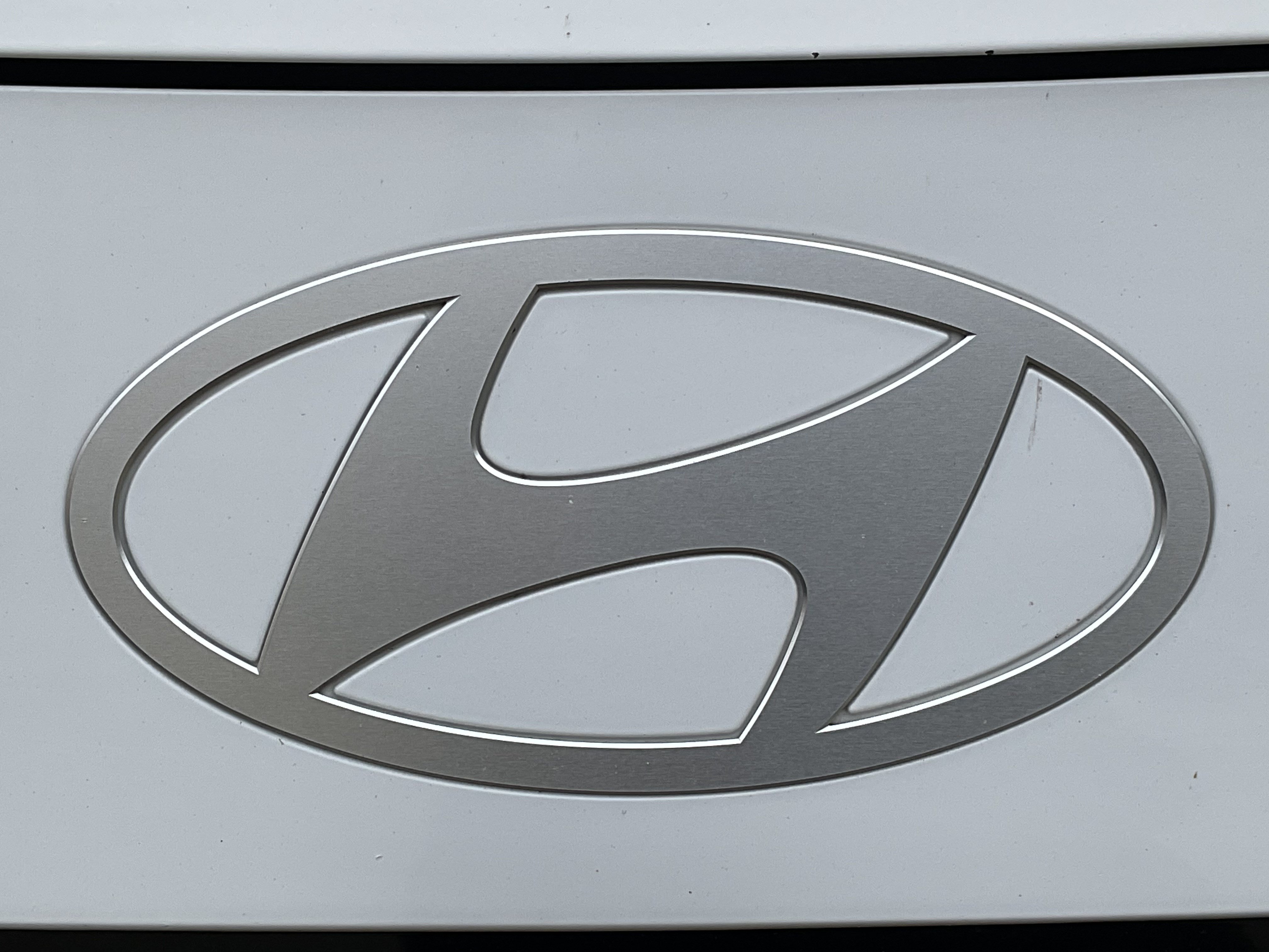 Used 2025 Hyundai Elantra SEL FWD image 6