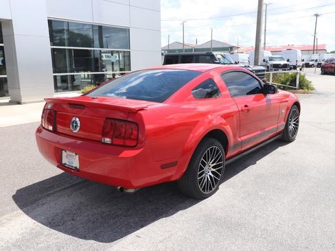 Used 2009 Ford Mustang Coupe RWD image 9