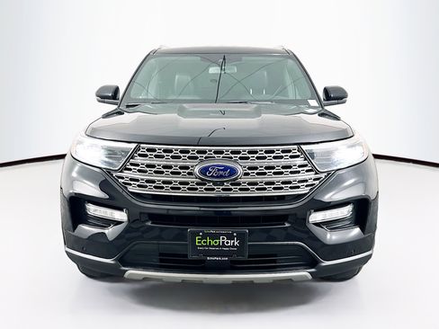 Used 2020 Ford Explorer Limited image 2