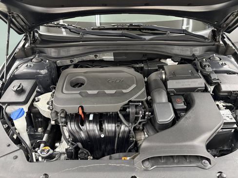 Used 2020 Kia Optima S image 8