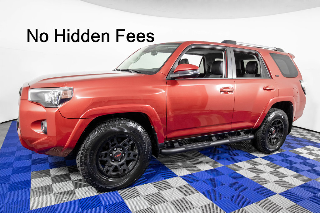 Used 2022 Toyota 4Runner SR5 Premium w/ Moonroof Package RWD image 1