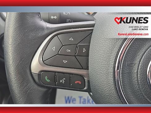 Used 2022 Jeep Renegade Latitude w/ Convenience Group image 28