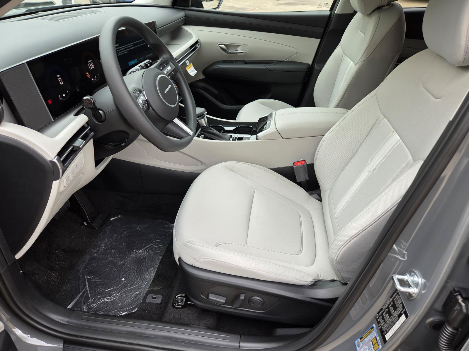 New 2026 Hyundai Tucson SEL FWD image 15