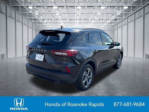Used 2025 Ford Escape ST-Line FWD image 7