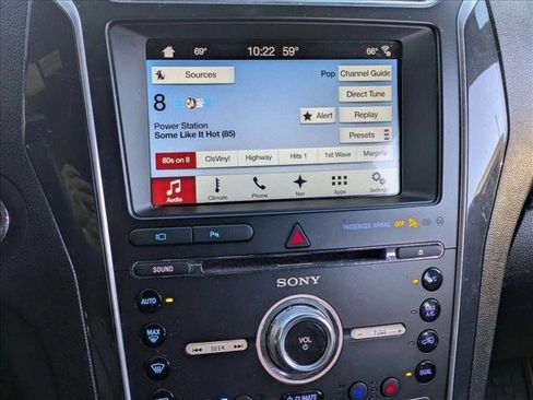 Used 2017 Ford Explorer Limited image 8