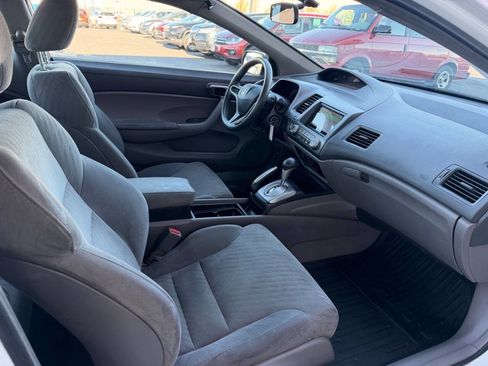 Used 2010 Honda Civic LX image 8