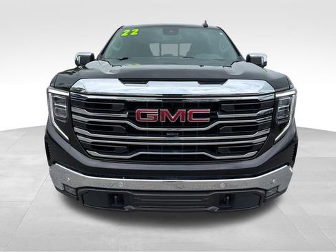 Used 2022 GMC Sierra 1500 SLT AWD/4WD image 2