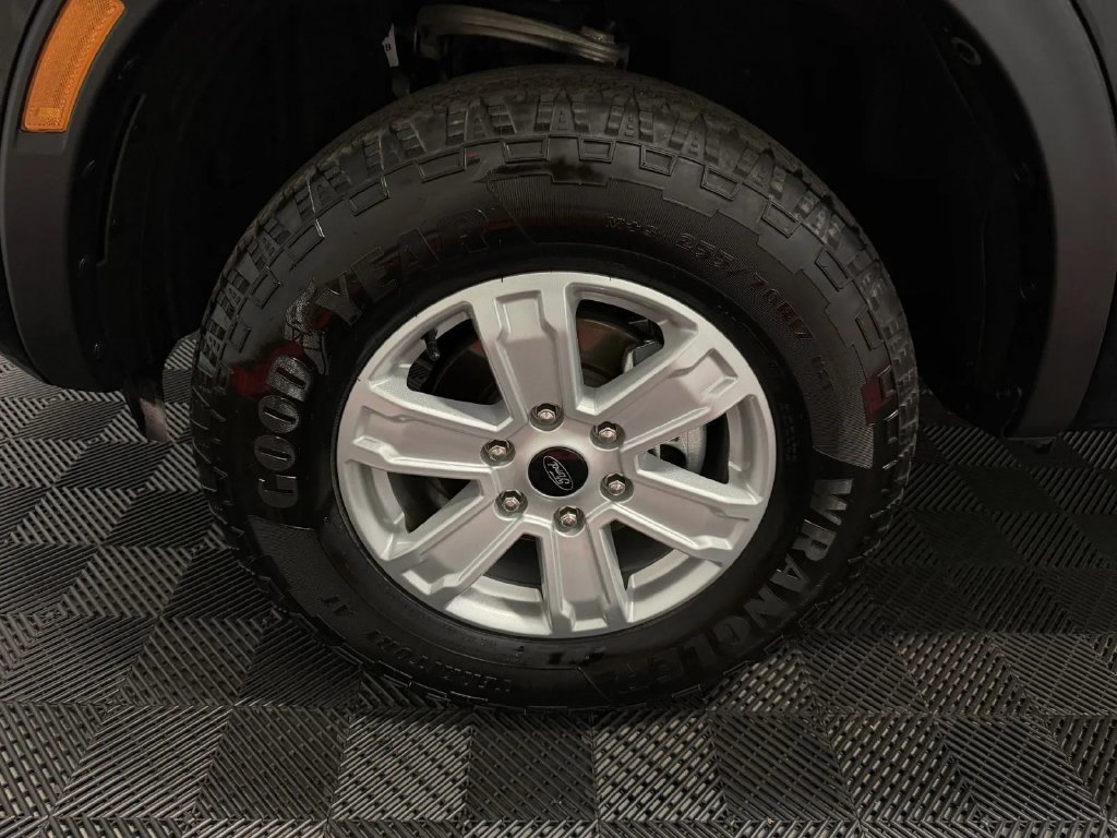 Used 2024 Ford Ranger XL AWD/4WD image 11