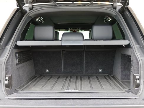 Used 2021 Land Rover Range Rover P525 Westminster Edition LWB image 27